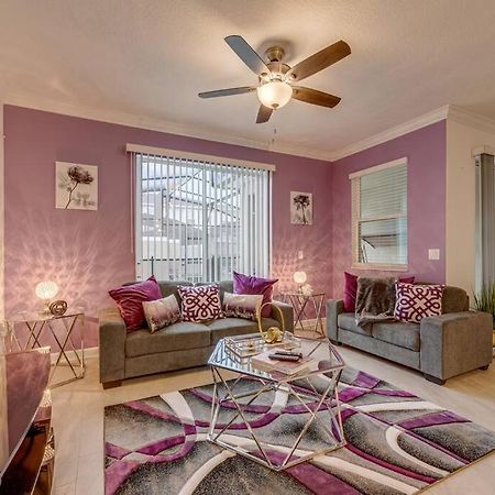 Newly Listed Townhouse Storey Lake, Free Waterpark キシミー エクステリア 写真